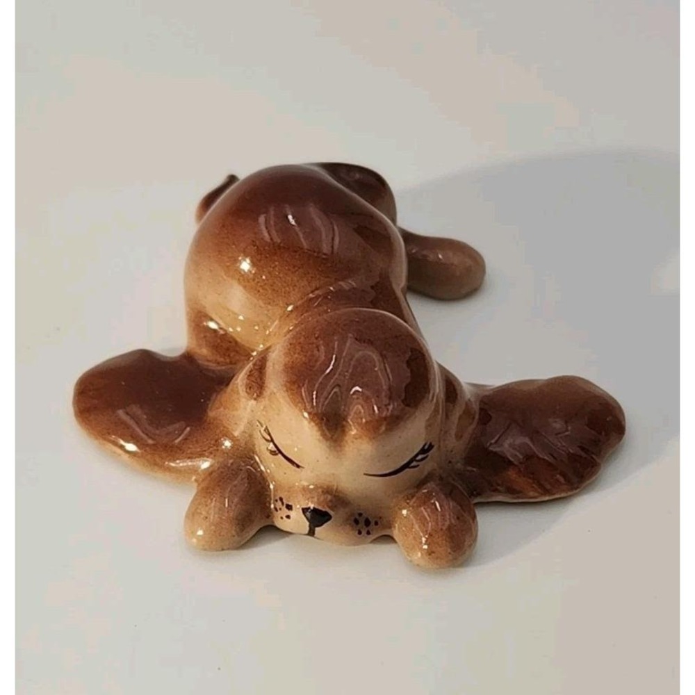 Vintage Freeman McFarlin Sleeping Cocker Spaniel Dog Miniature Figurine‎
